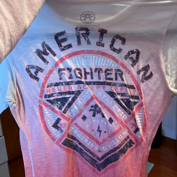Women’s T-shirt American fighter size large - Picture 2 of 2